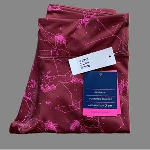 GapFit Girl Leggings In Burgundy With Whimsical Pink Unicorn Pattern